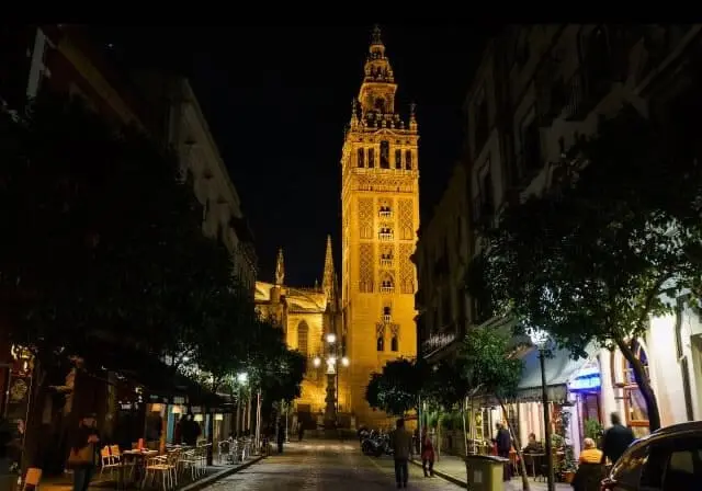 Sevilla Paranormal, Visitas Guiadas