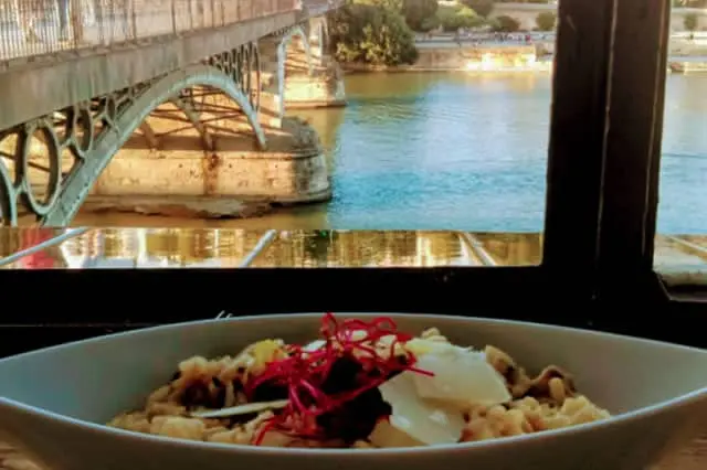 Tours de Tapas Por Triana, Visitas Guiadas