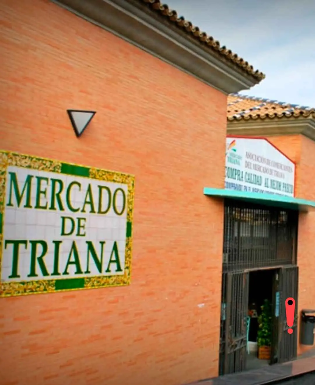 Mercado de Triana: Storia e Sapori di una Antica Fortezza