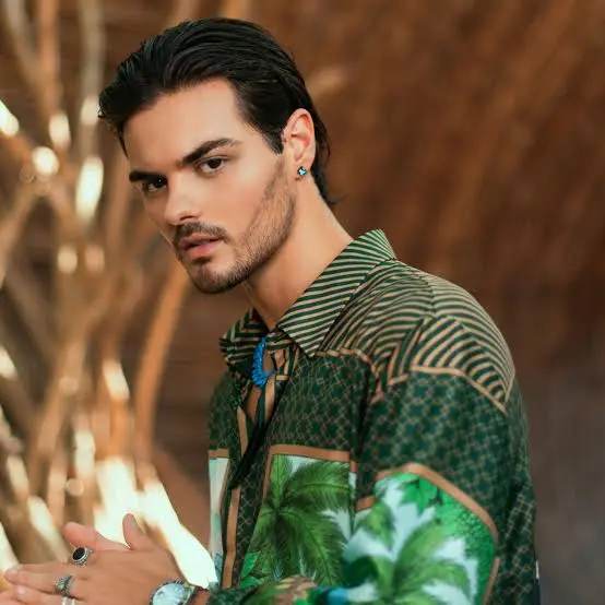 Abraham Mateo