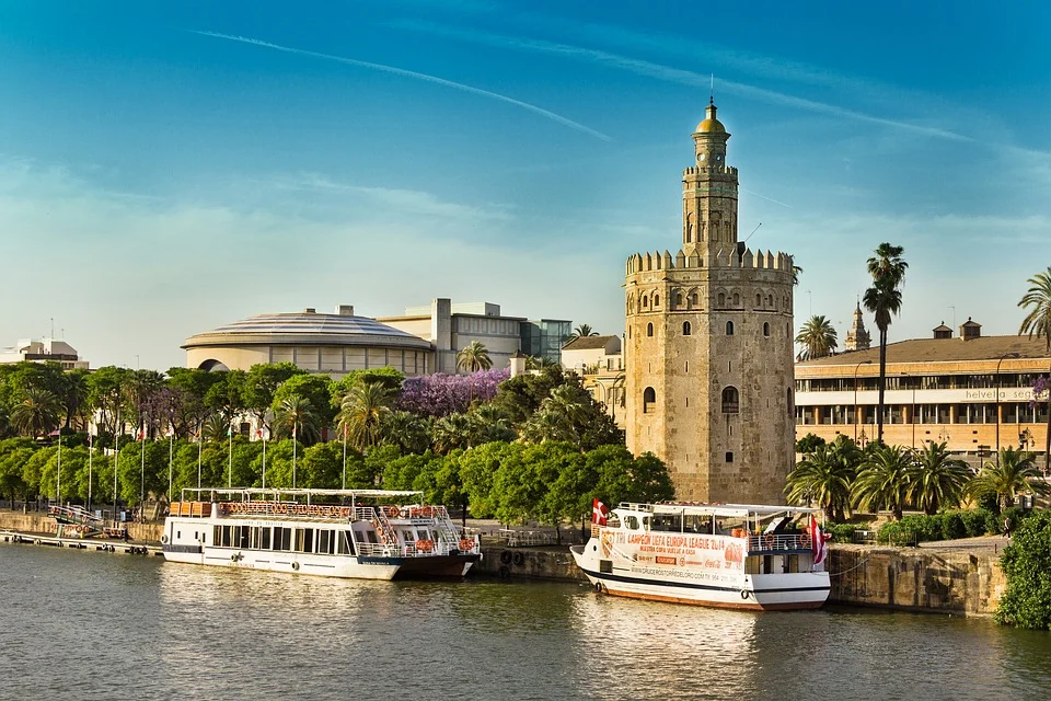 Descubre Sevilla: Tour Privado de 2h30