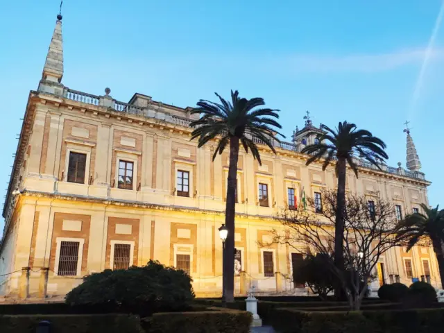 Sevilla Esencial a pie: Catedral, Alcázar y más