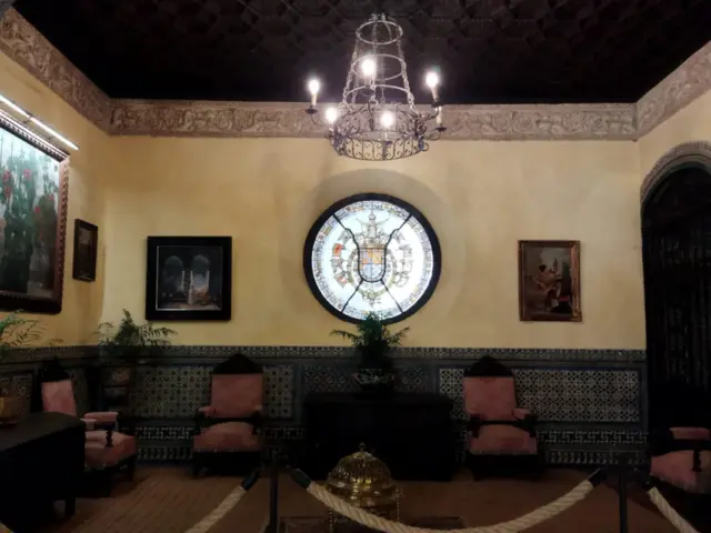 Visita al Palacio de las Dueñas