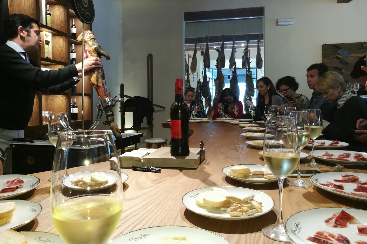 Excursión a Aracena y Ruta del Cerdo Ibérico