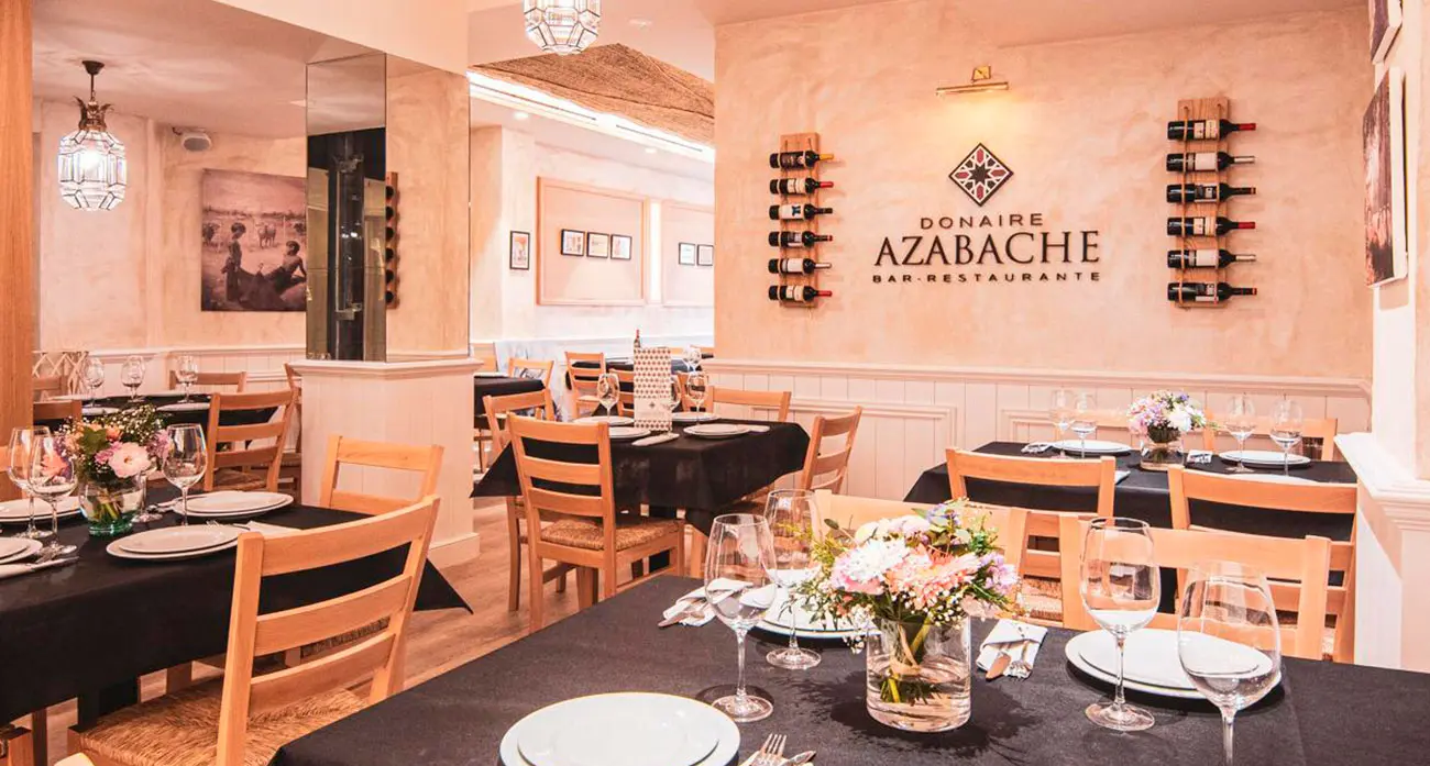 Donaire Azabache, Siviglia