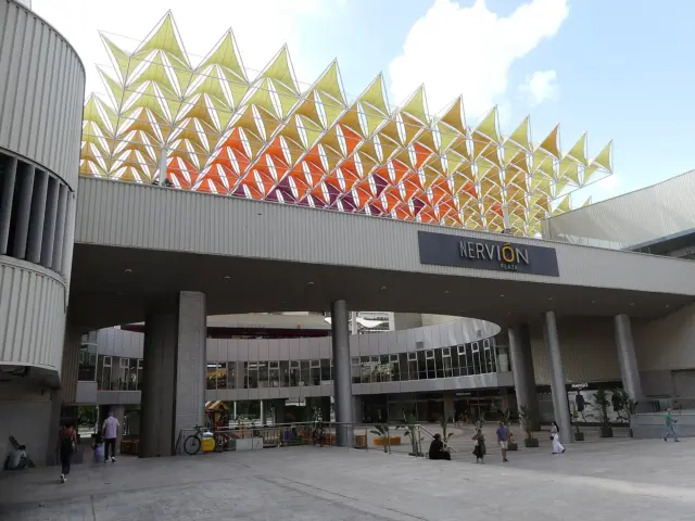 Nervión Plaza, Siviglia