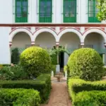 Palacio Bucarelli: Entrada