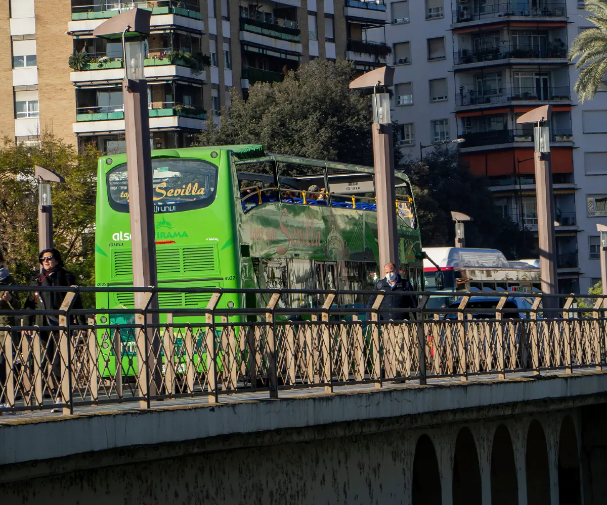 Autobús panorámico Sevilla Sevirama