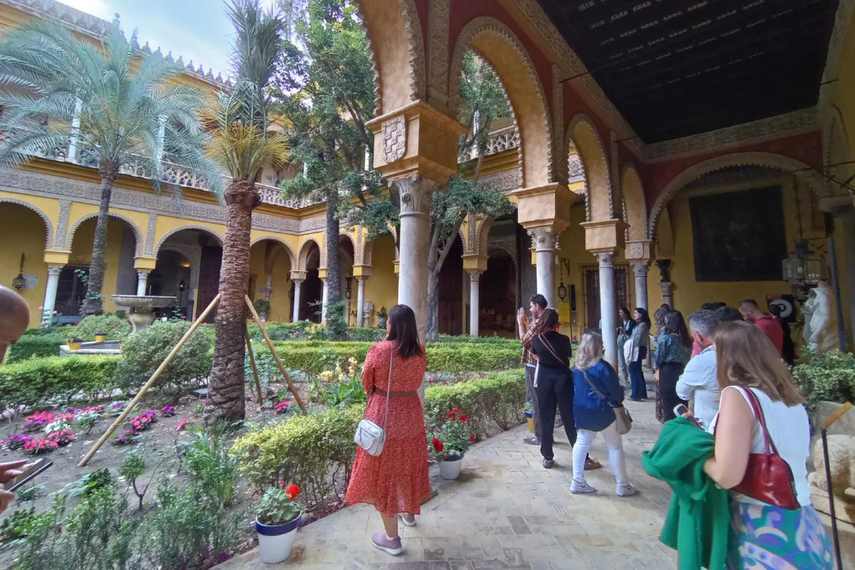 Visita al Palacio de las Dueñas