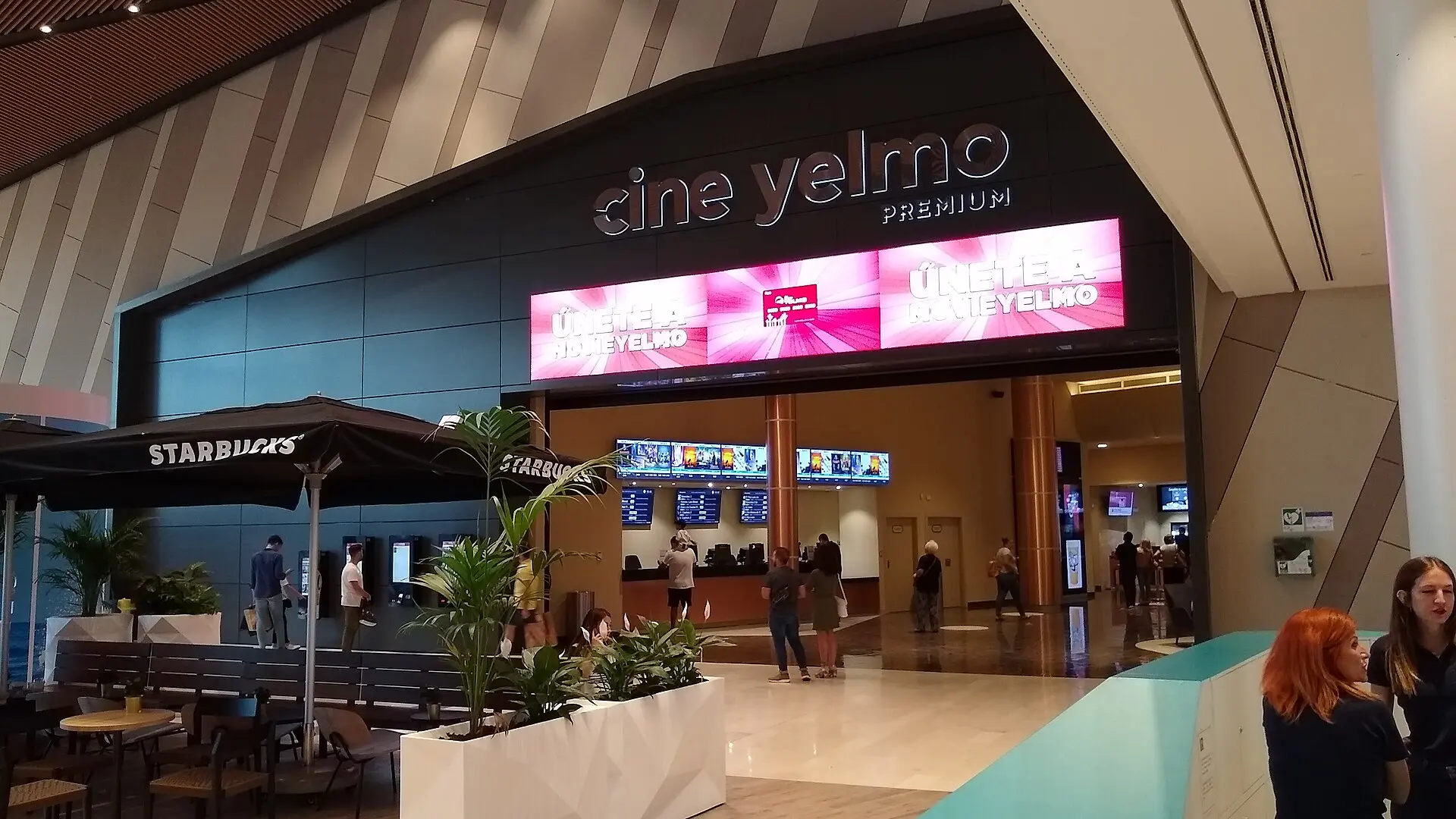Yelmo Cines Premium Lagoh, Siviglia